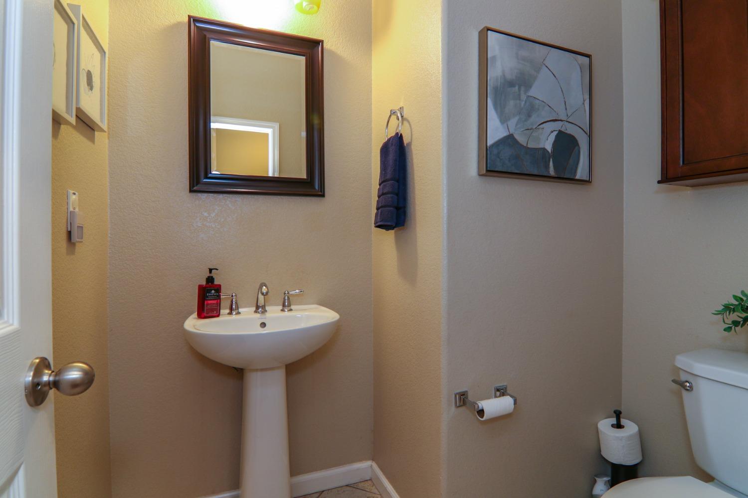Silver Saddle Lane, Rocklin, California image 20