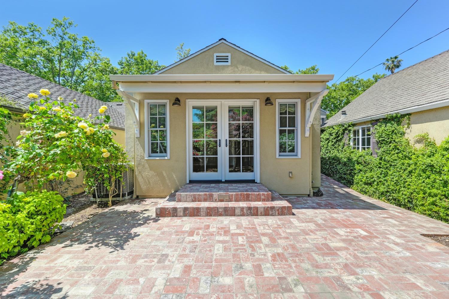 46th Street, Sacramento, California image 38