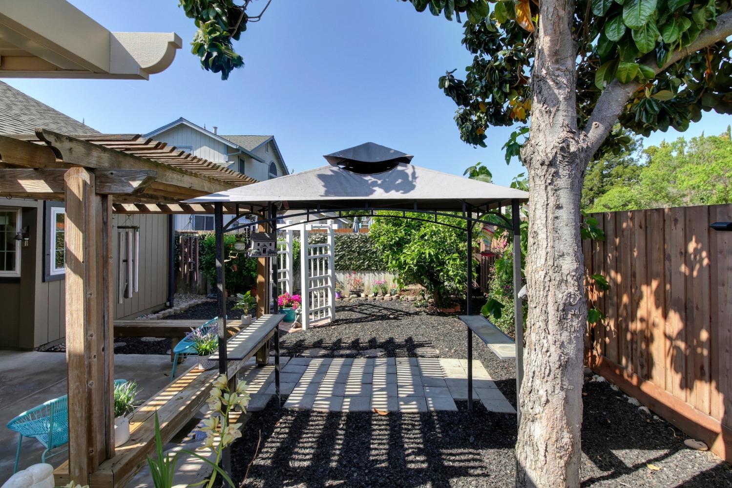 Glen Cove Way, Sacramento, California image 37