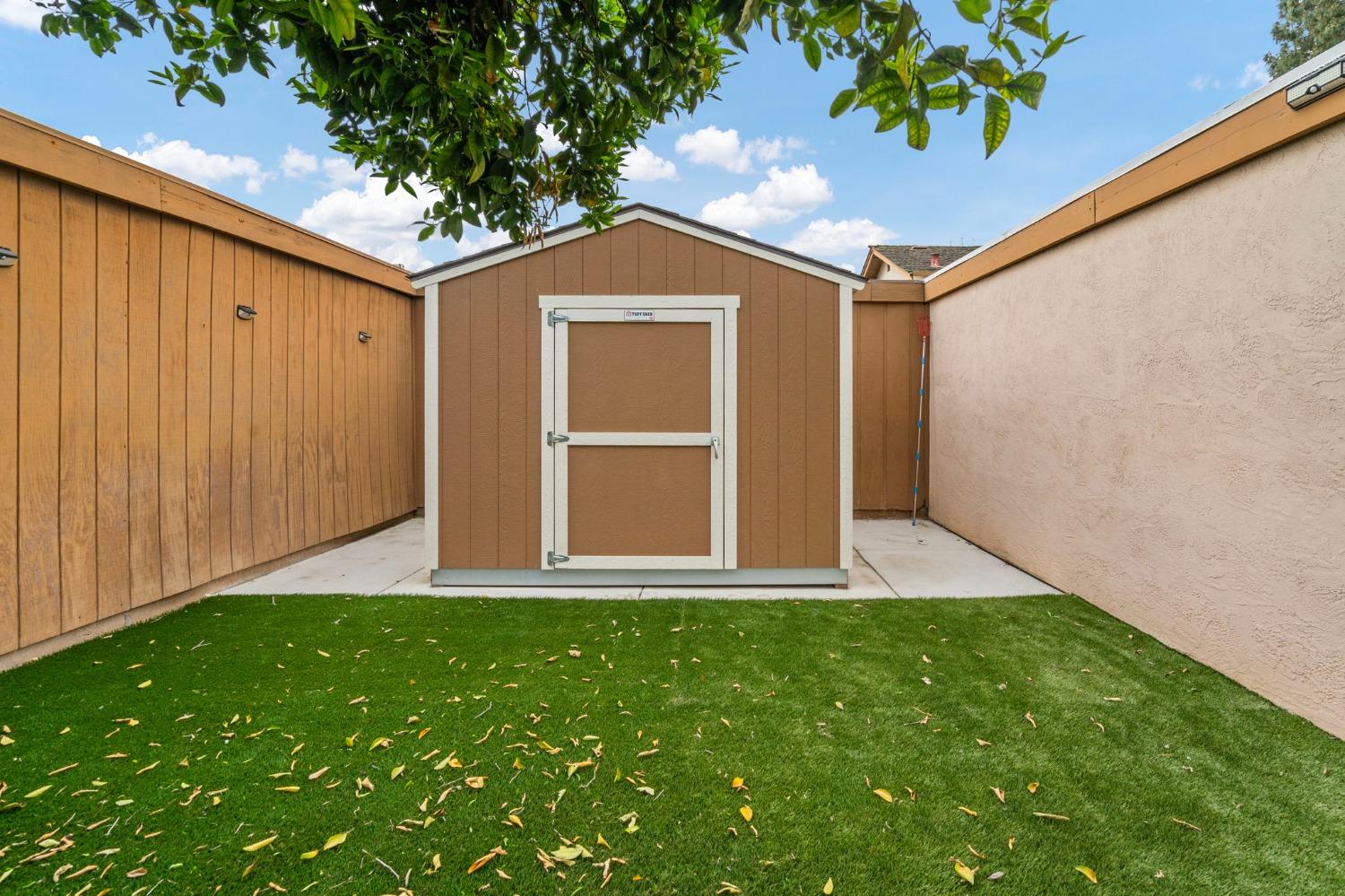 Edgebrook Drive, Modesto, California image 31