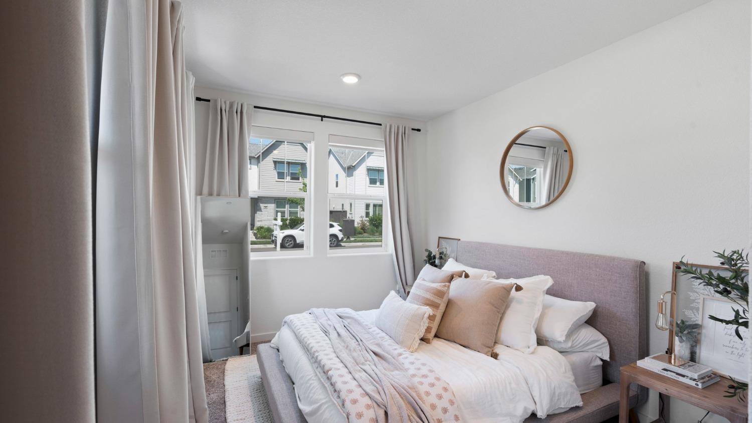 Detail Gallery Image 21 of 42 For 2702 Mossy Creek St, Sacramento,  CA 95833 - 5 Beds | 4 Baths