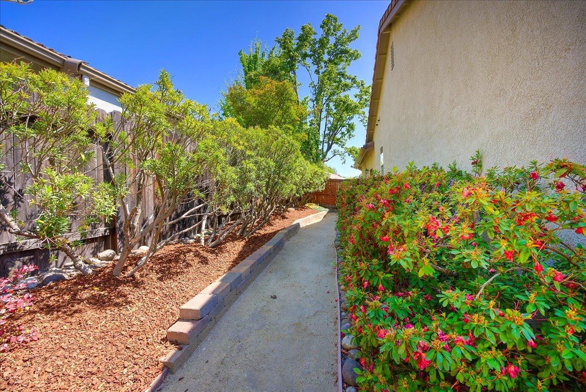 Deerwood Court, Rocklin, California image 26