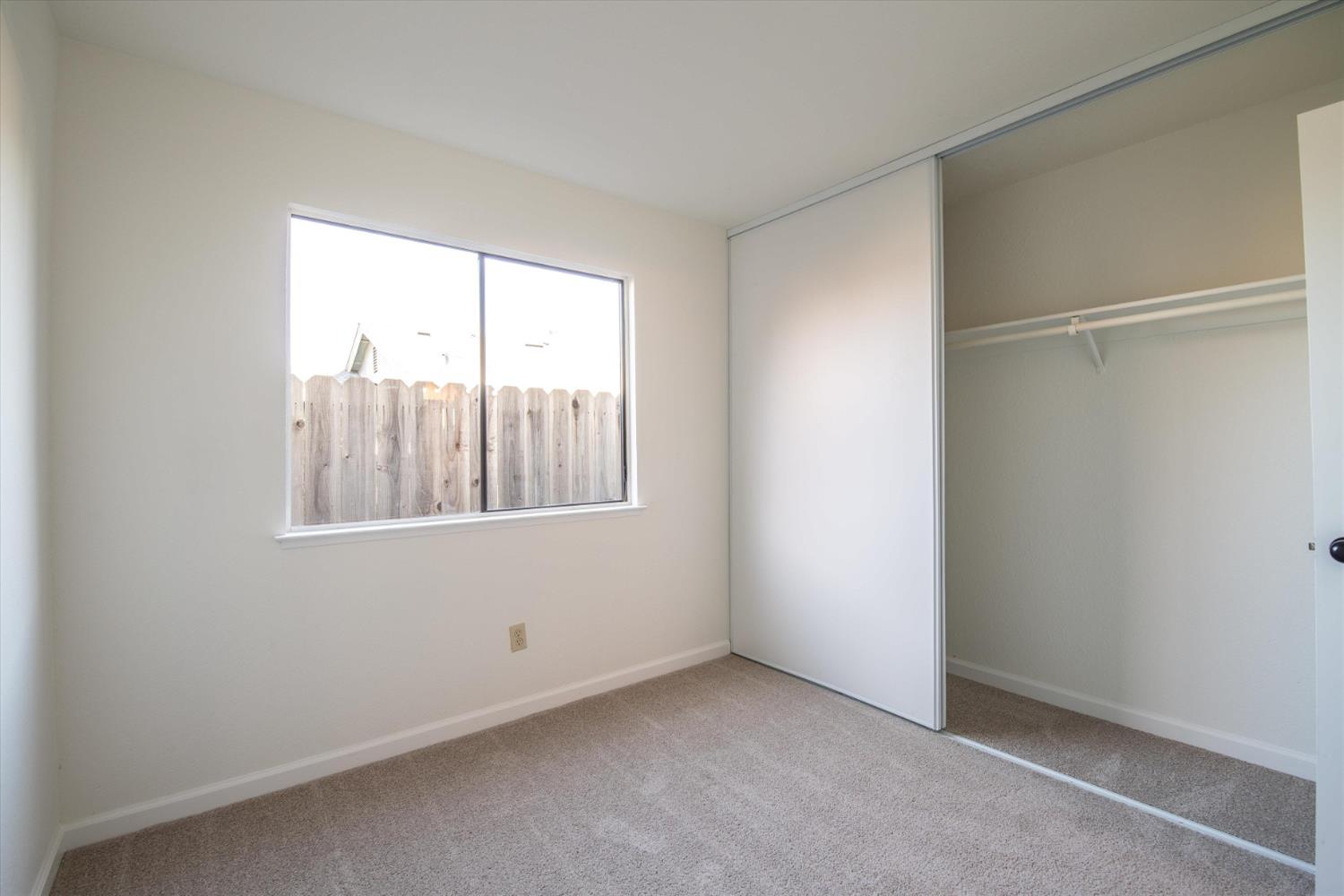 Detail Gallery Image 32 of 45 For 4046 S Royal Links Cir, Antioch,  CA 94509 - 4 Beds | 2 Baths