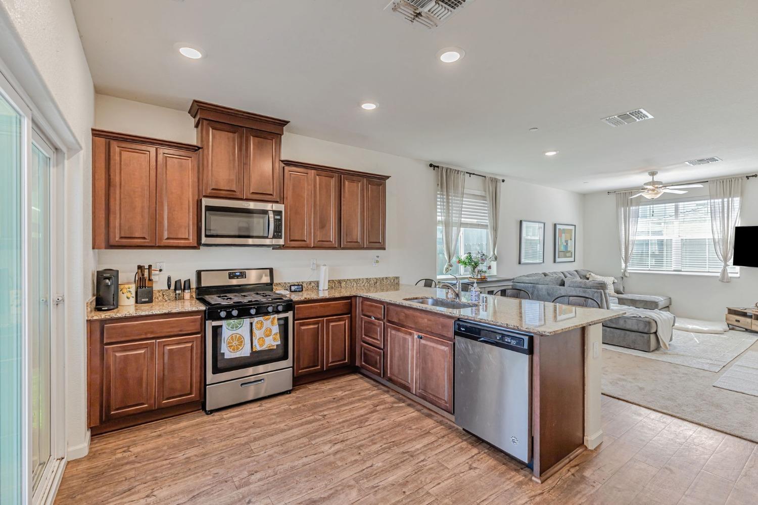 Brighton Court, Marysville, California image 10