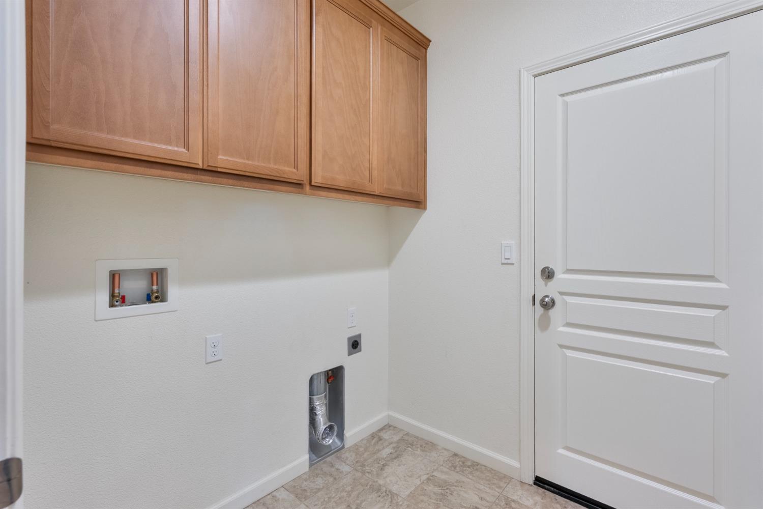 Bellflower Way, Los Banos, California image 14
