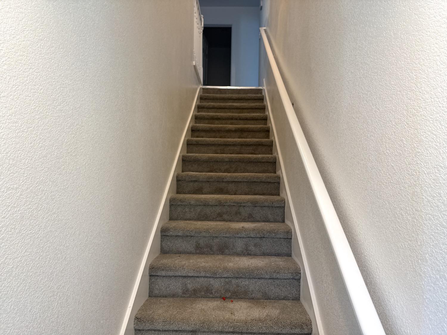 Detail Gallery Image 14 of 17 For 561 Jason Dr, Turlock,  CA 95380 - 3 Beds | 2/1 Baths