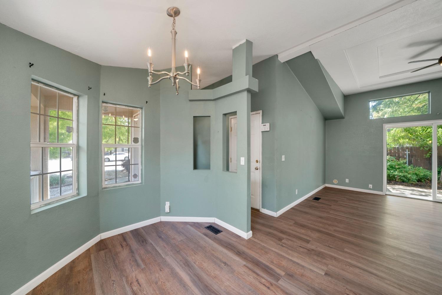 Wentworth Avenue, Sacramento, California image 8