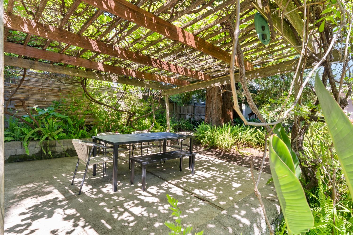 Detail Gallery Image 38 of 66 For 9512 Central Ave, Orangevale,  CA 95662 - 3 Beds | 2 Baths
