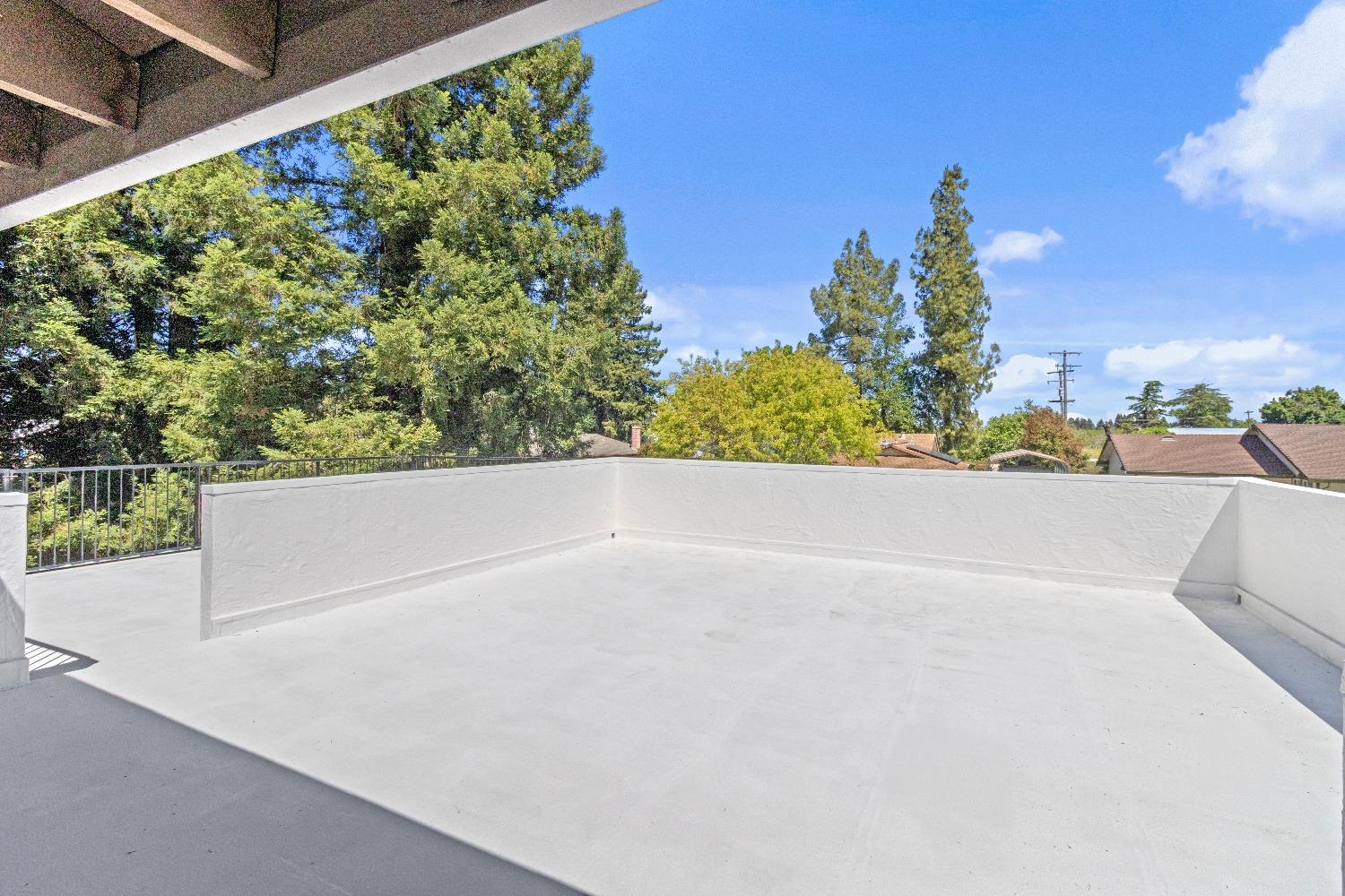 E Caroleigh Way, Yuba City, California image 6