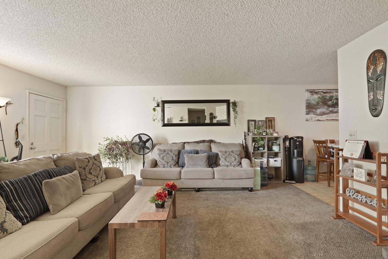 Detail Gallery Image 4 of 44 For 8824 N El Dorado St, Stockton,  CA 95210 - – Beds | – Baths