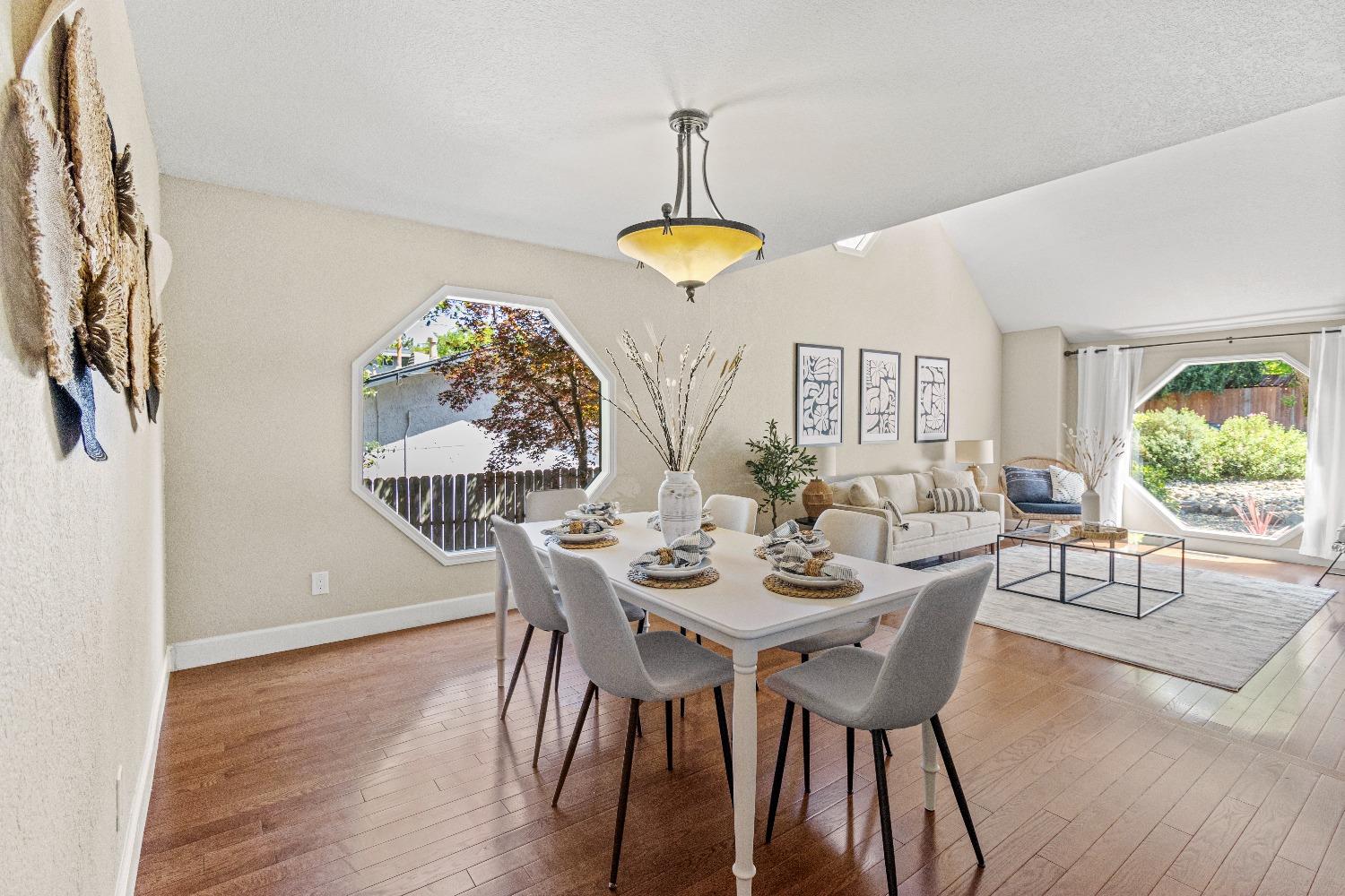 New York Avenue, Fair Oaks, California image 9