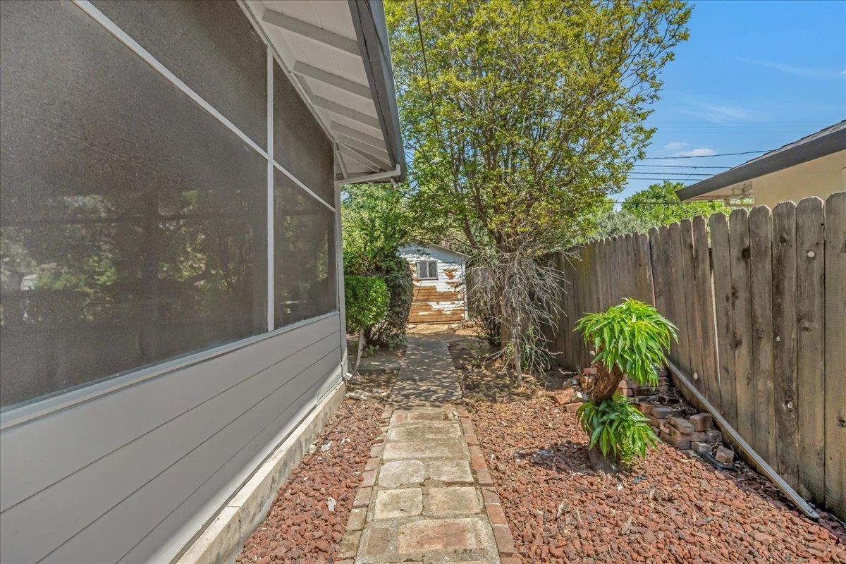 Stanton Circle, Carmichael, California image 27