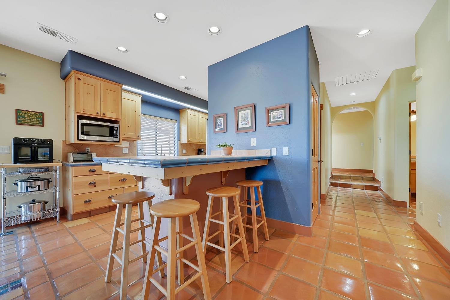 Detail Gallery Image 21 of 86 For 6061 Wind River Dr, Valley Springs,  CA 95252 - 3 Beds | 2/1 Baths