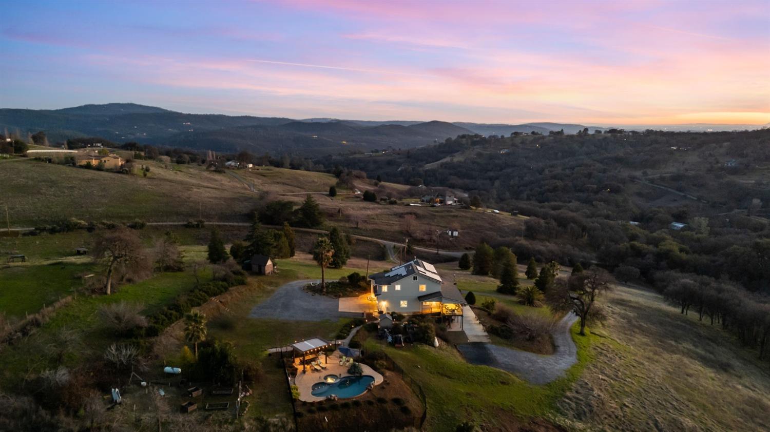 Detail Gallery Image 90 of 99 For 6441 Sky Hawk Rd, Pilot Hill,  CA 95664 - 7 Beds | 5/1 Baths