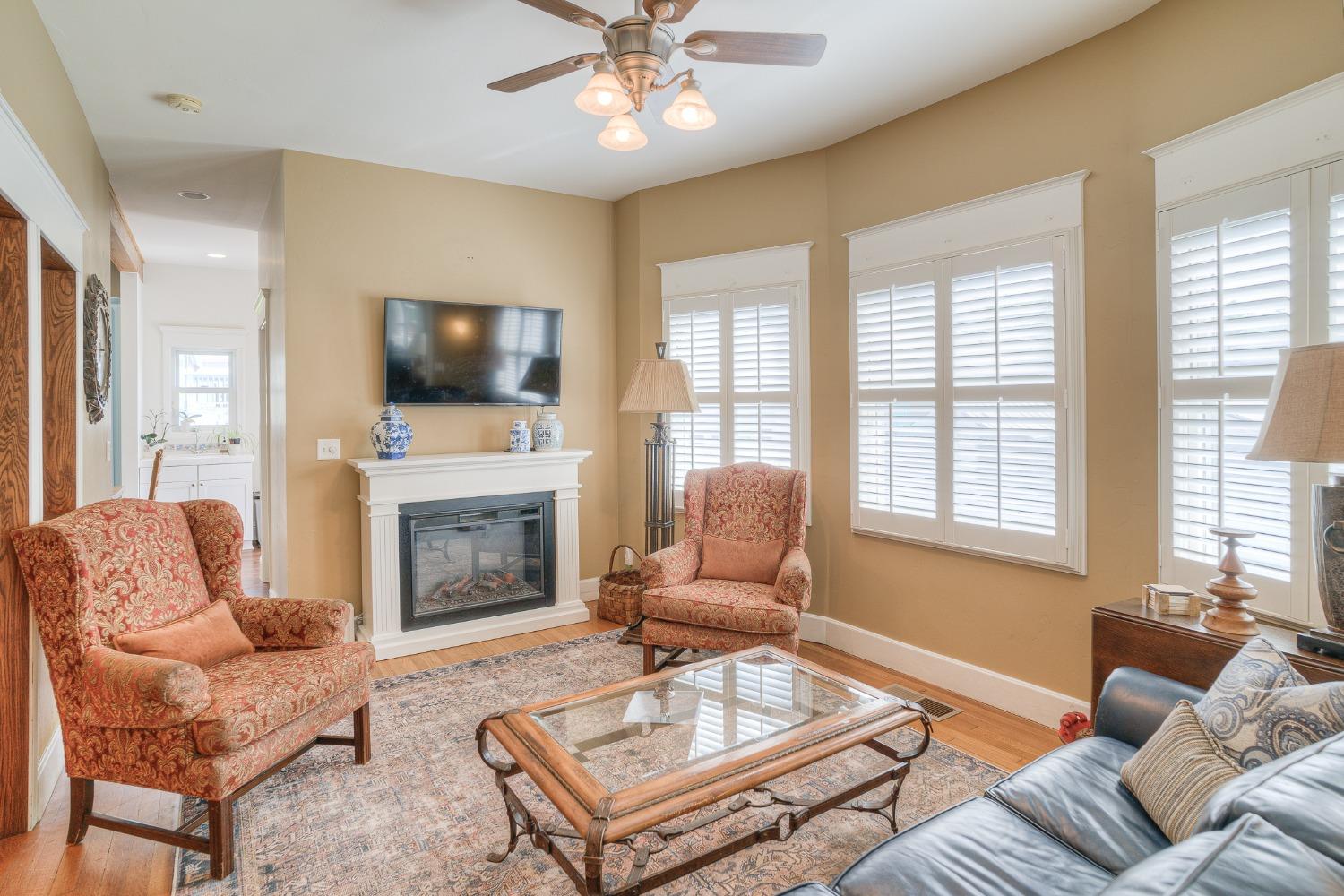 Detail Gallery Image 9 of 75 For 754 Oak St, Colusa,  CA 95932 - 5 Beds | 4 Baths