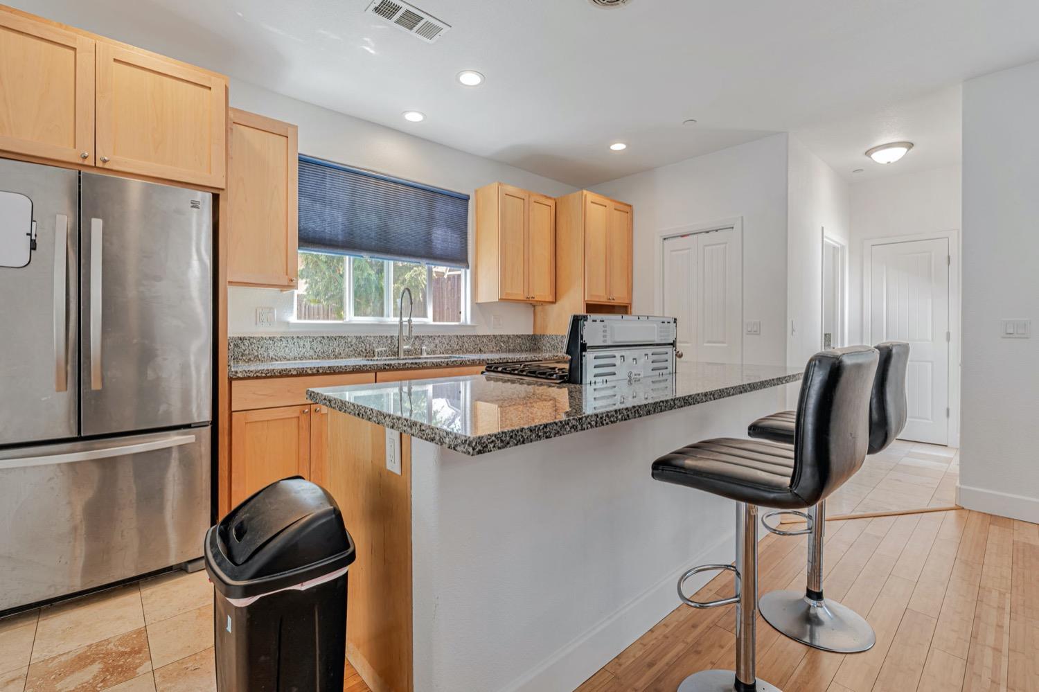 Lakeview Circle, Valley Springs, California image 7