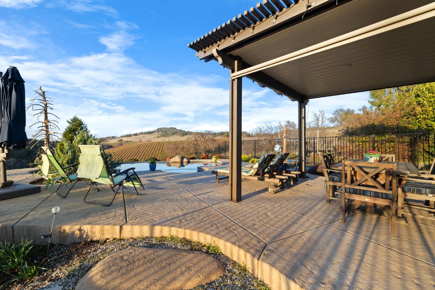 Detail Gallery Image 59 of 99 For 6441 Sky Hawk Rd, Pilot Hill,  CA 95664 - 7 Beds | 5/1 Baths