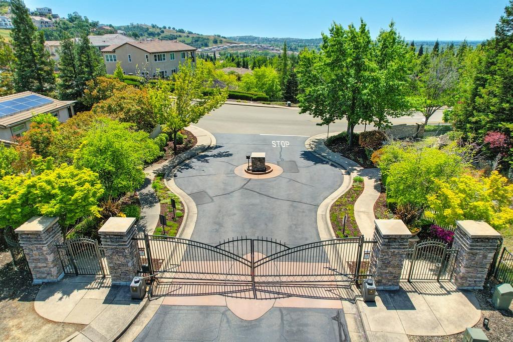 Bordeaux Drive, El Dorado Hills, California image 40