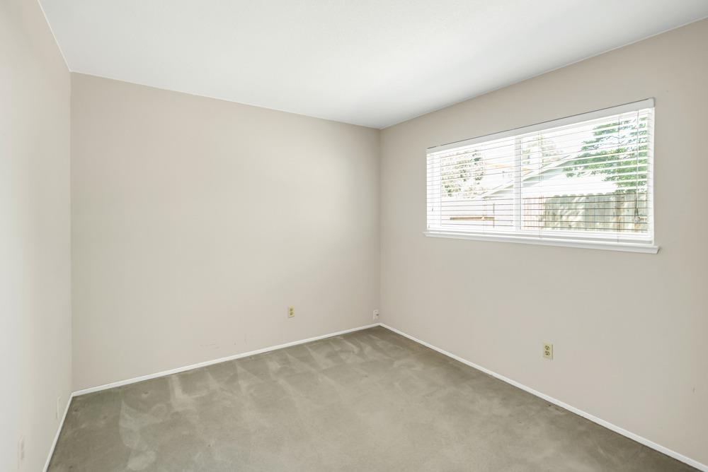 Americana Way, Sacramento, California image 9