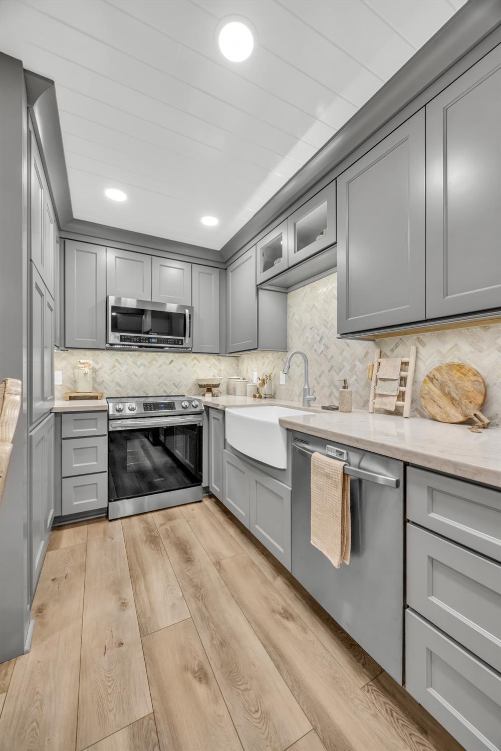 Lincoln Way #D, Auburn, California image 32