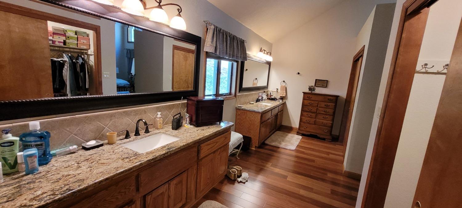 Detail Gallery Image 29 of 95 For 124 Mountain Oak Ct, Folsom,  CA 95630 - 5 Beds | 4 Baths