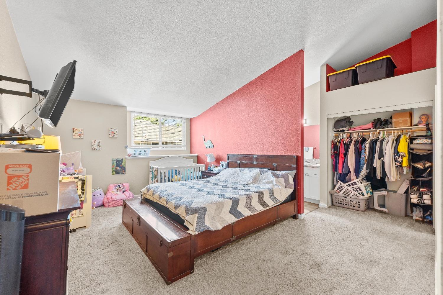 Photo #14: 225054541 Listing: Photo #14