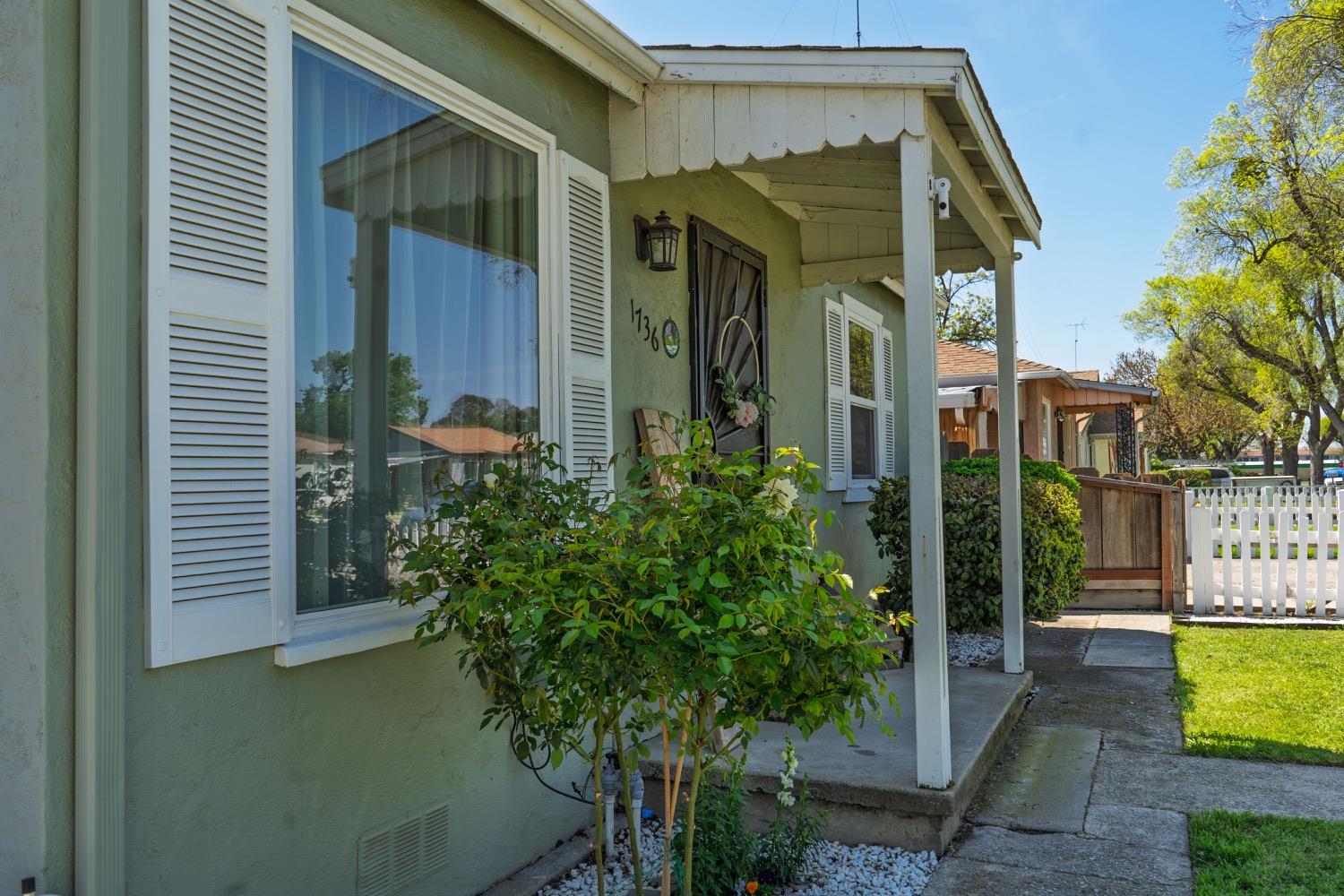 Idalou Avenue, Modesto, California image 5