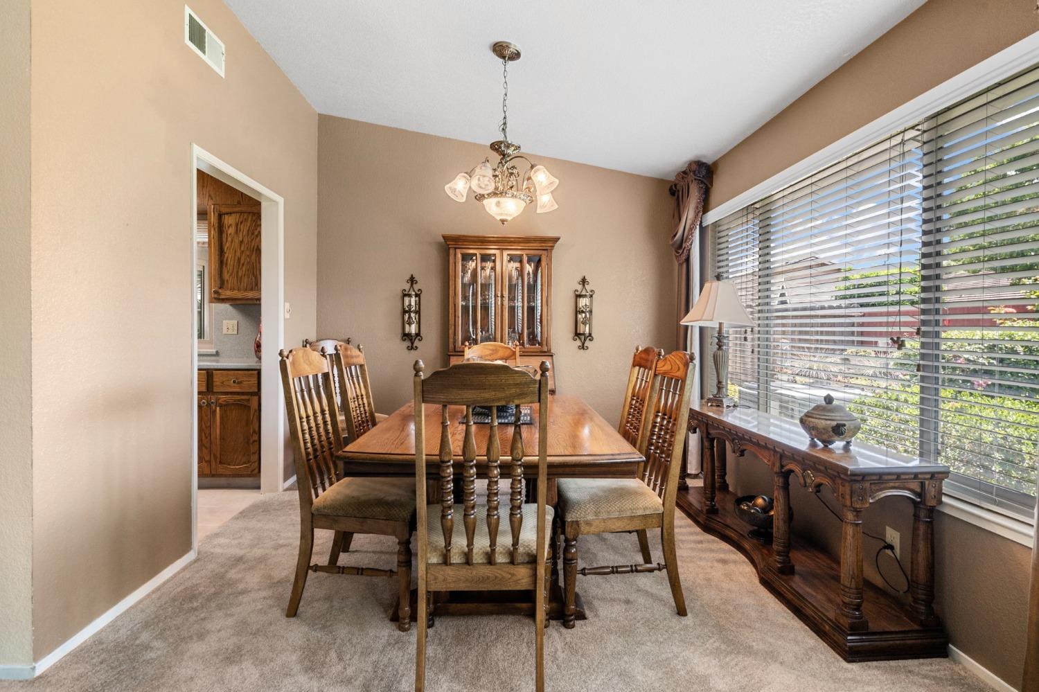Goldenoak Way, Stockton, California image 12