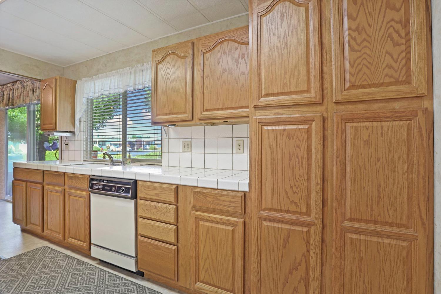Detail Gallery Image 27 of 49 For 6706 Tam O Shanter Dr 146, Stockton,  CA 95210 - 2 Beds | 2 Baths