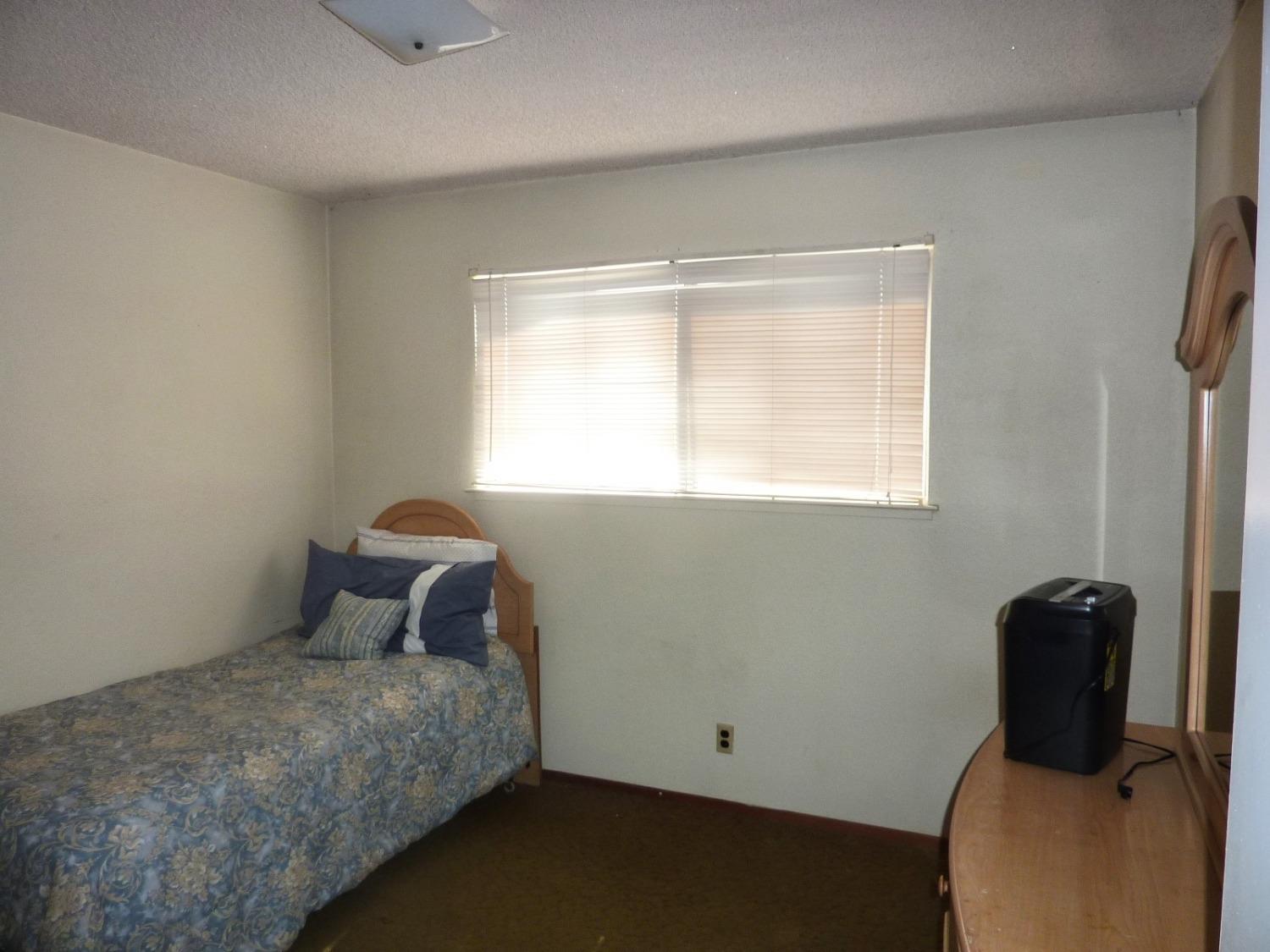 E Anita Street, Stockton, California image 8
