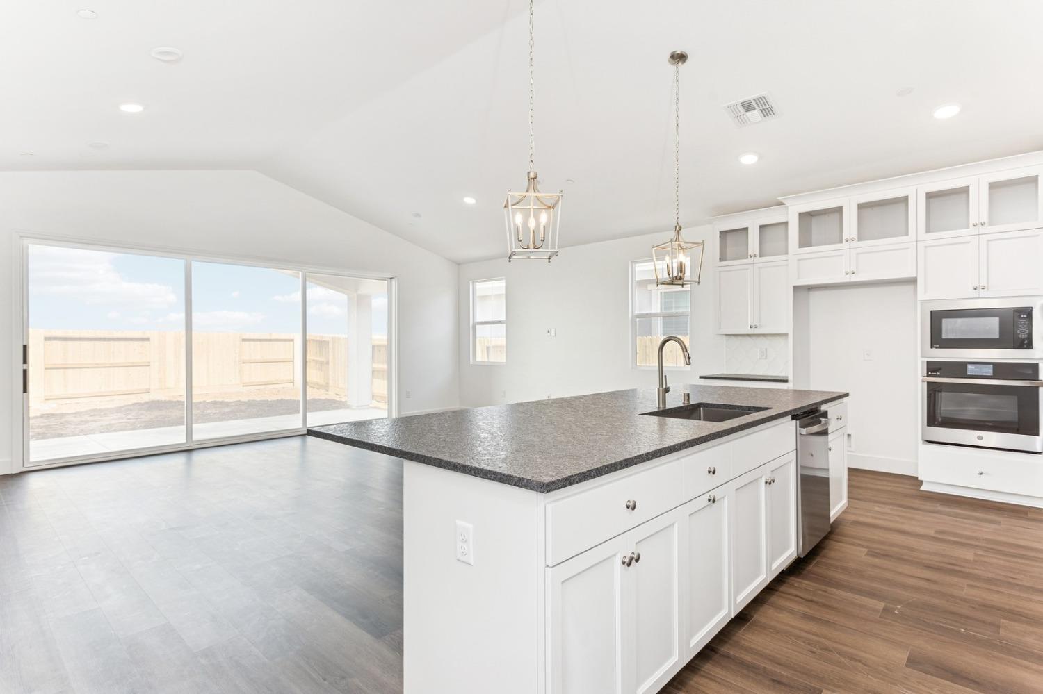 Passerine Court, Rancho Cordova, California image 5