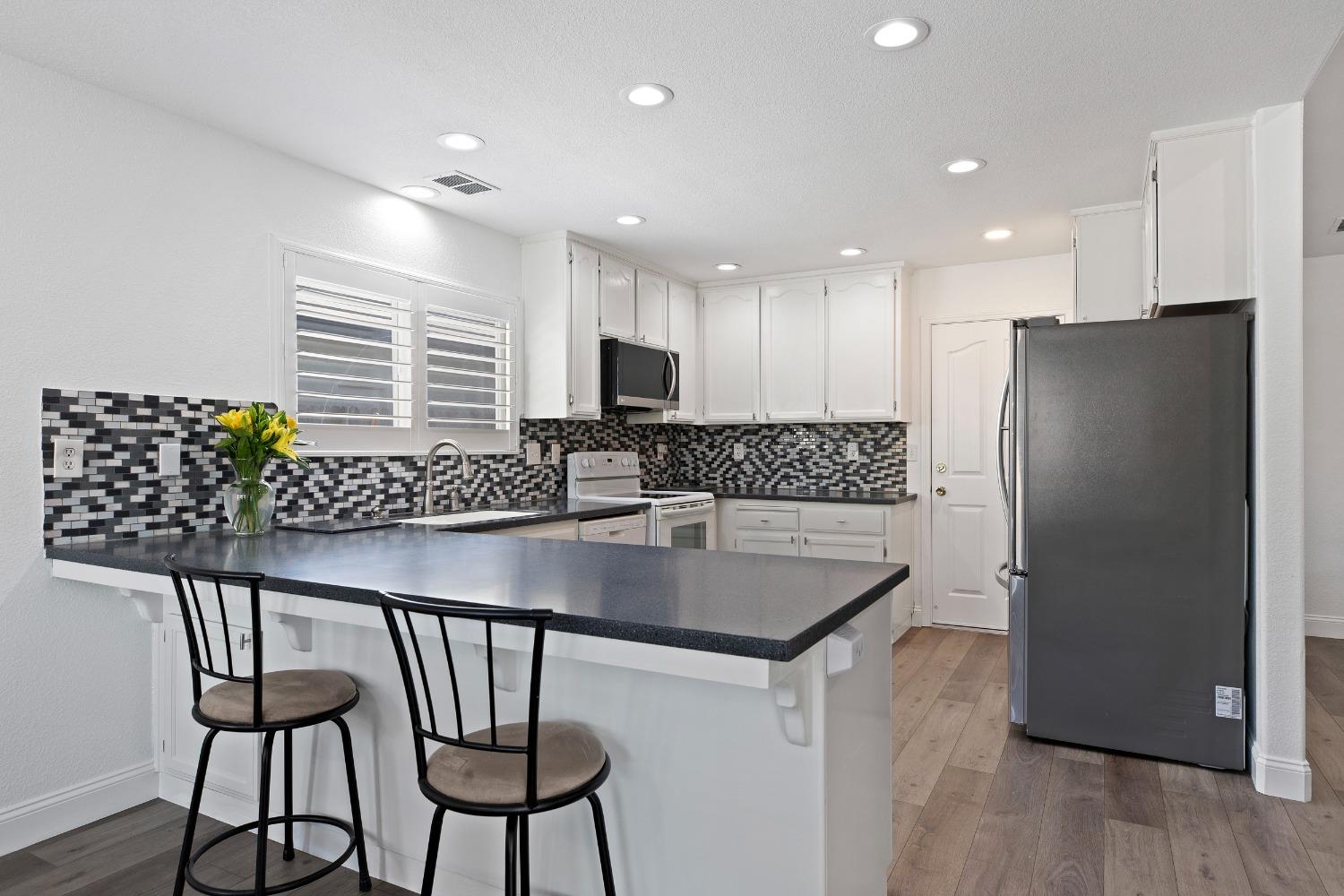 Eastburg Court, Ripon, California image 7