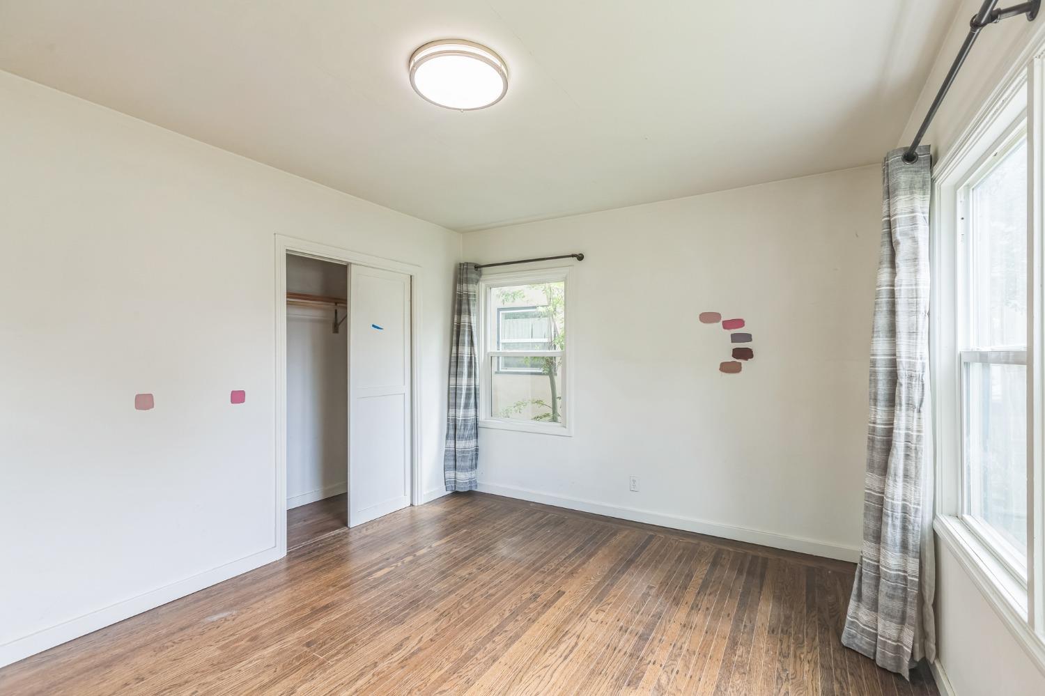 Detail Gallery Image 15 of 26 For 3809 San Carlos Way, Sacramento,  CA 95820 - 2 Beds | 1 Baths
