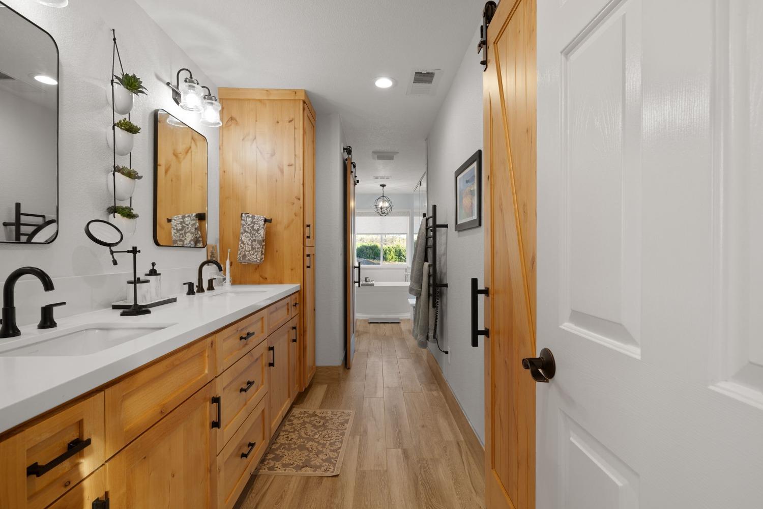 Detail Gallery Image 50 of 99 For 6441 Sky Hawk Rd, Pilot Hill,  CA 95664 - 7 Beds | 5/1 Baths