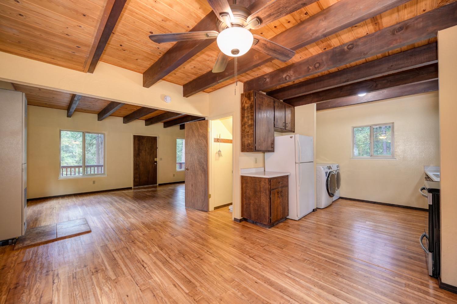 Sierra Springs Drive, Pollock Pines, California image 10