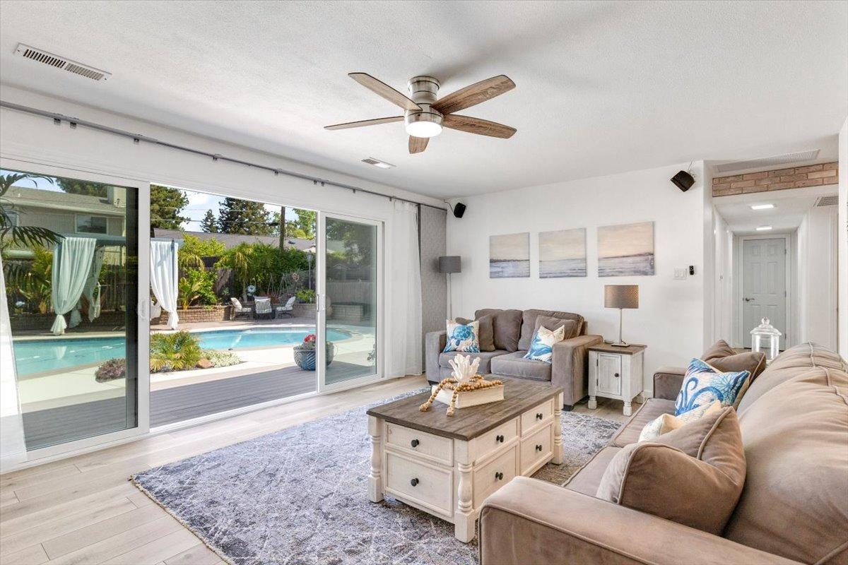 Midiron Drive, Fair Oaks, California image 17