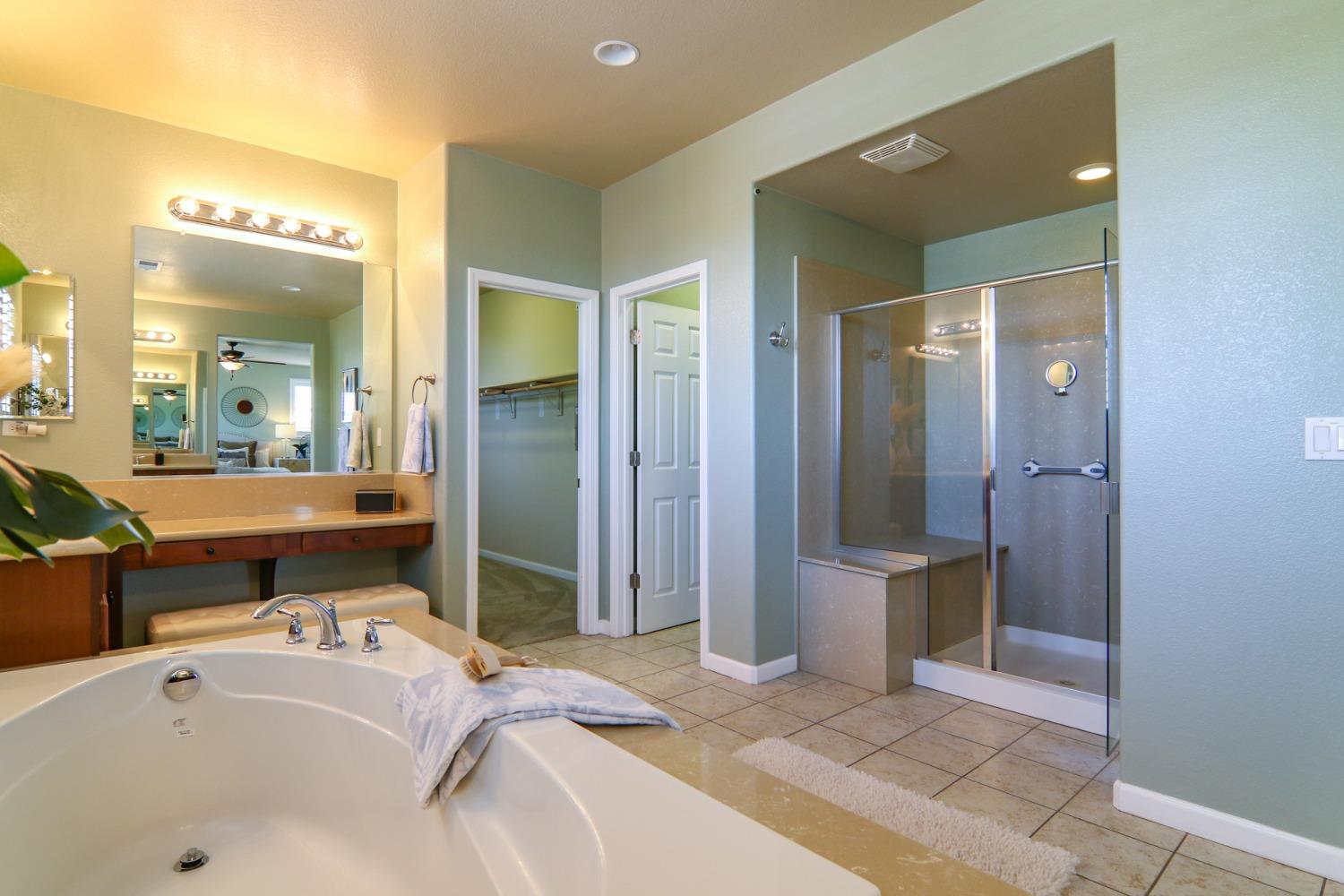 Silver Saddle Lane, Rocklin, California image 37