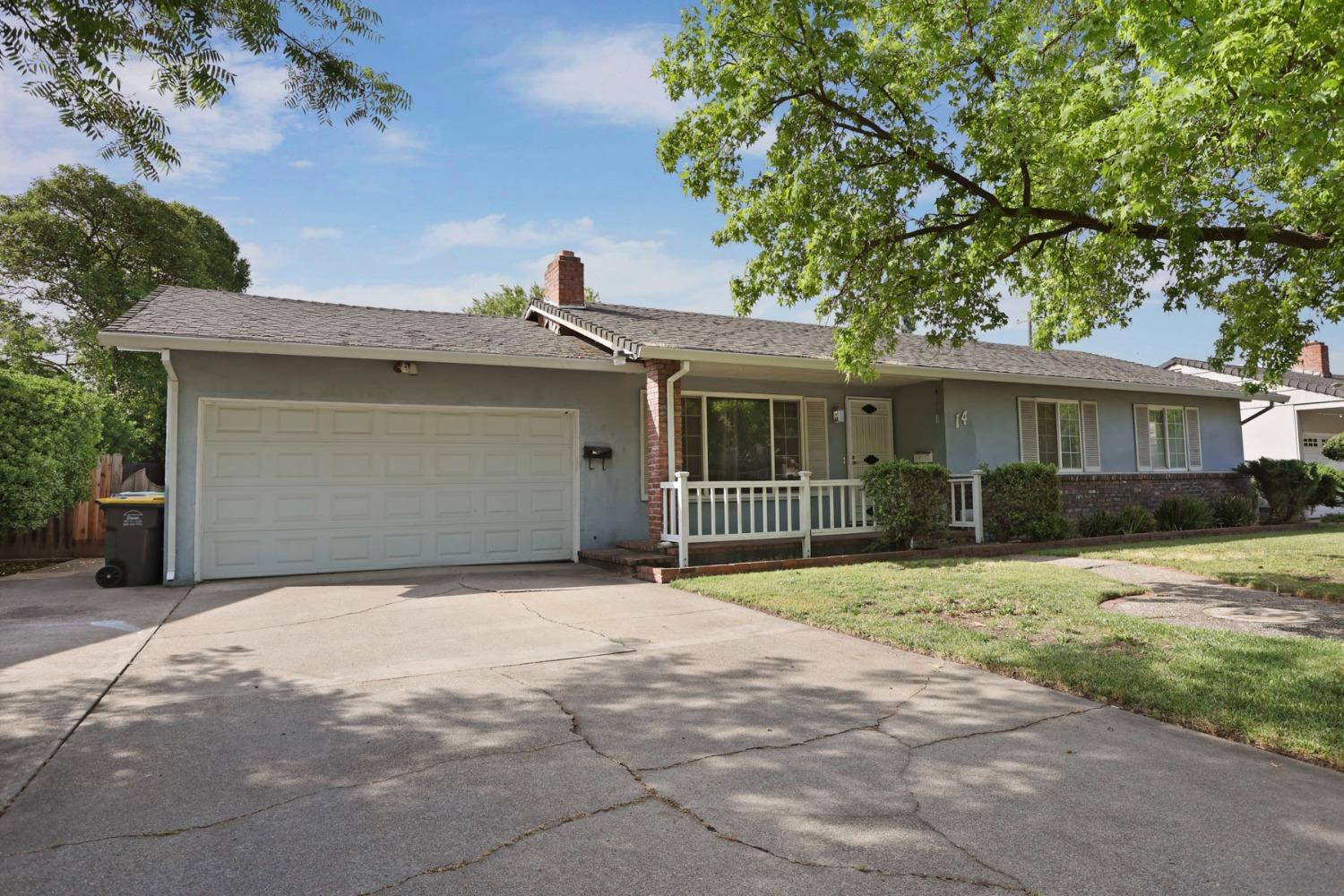 Dunmar Lane, Stockton, California image 2