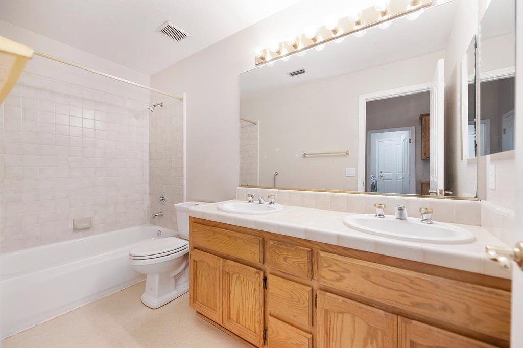 Buckhaven Way, Citrus Heights, California image 17