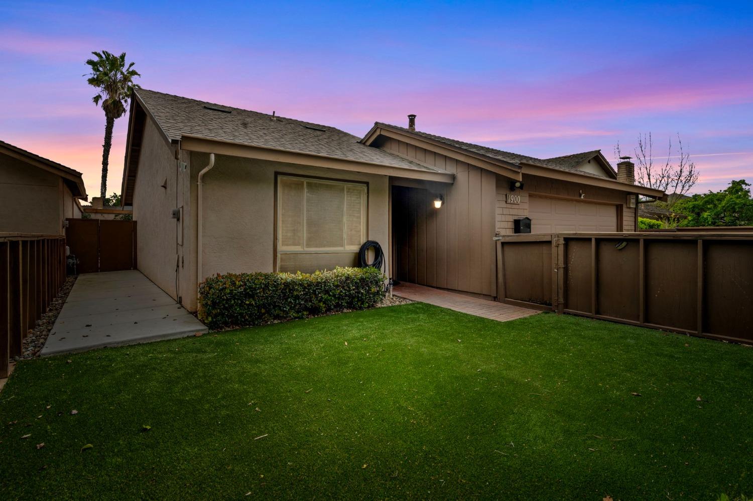Edgebrook Drive, Modesto, California image 32