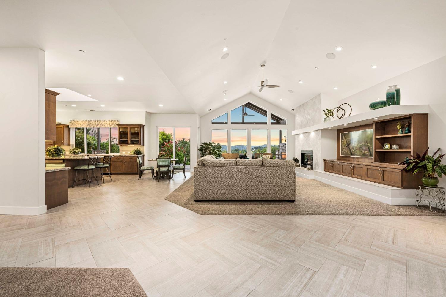 Rustic Woods Court, Loomis, California image 13