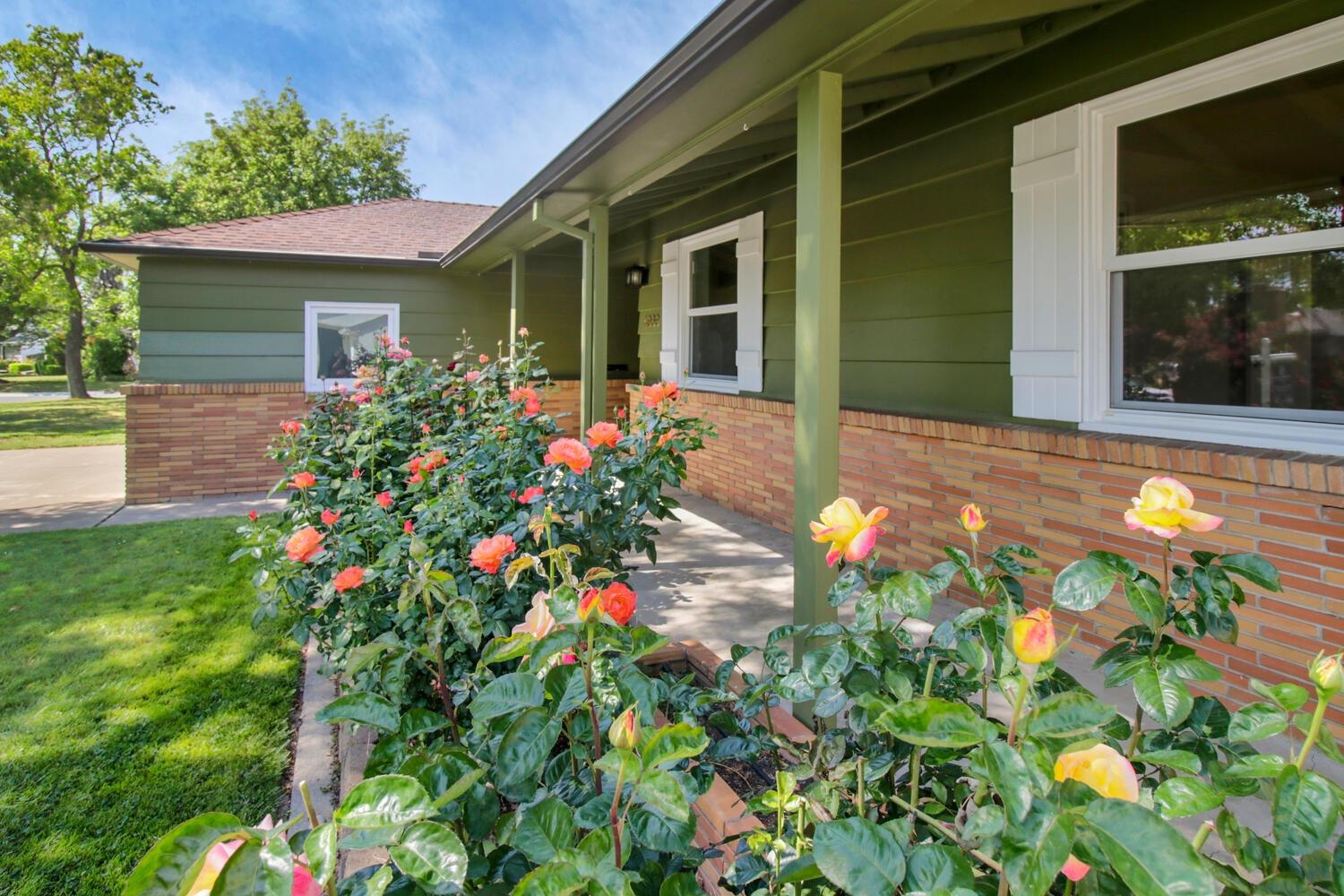 Virginia Way, Sacramento, California image 2