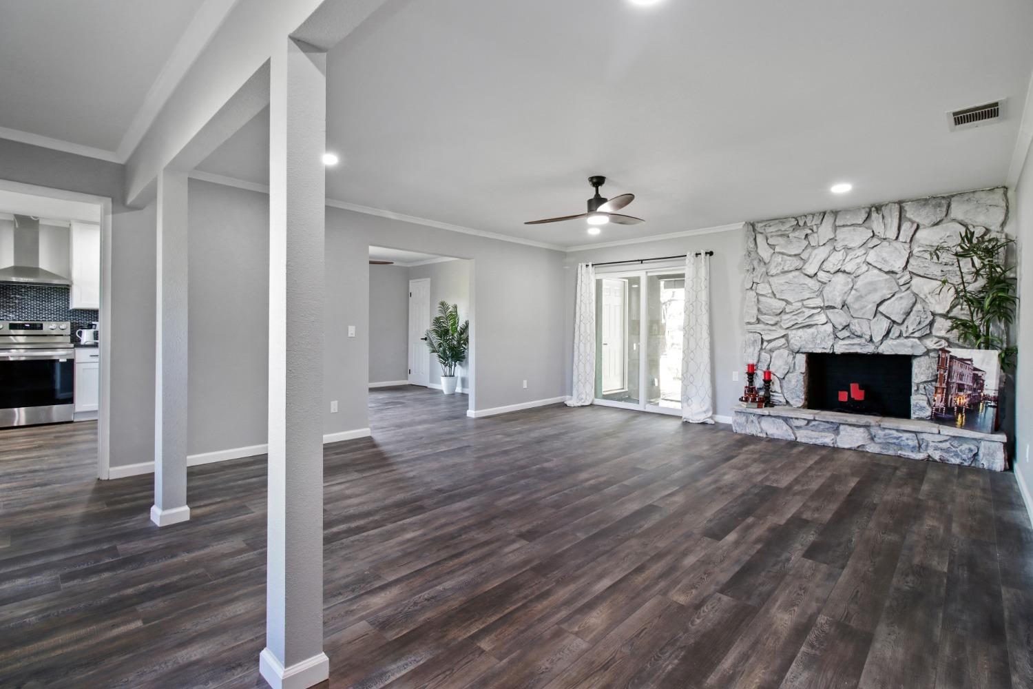 Detail Gallery Image 10 of 93 For 12730 Leo Ln, Wilton,  CA 95693 - 4 Beds | 4 Baths