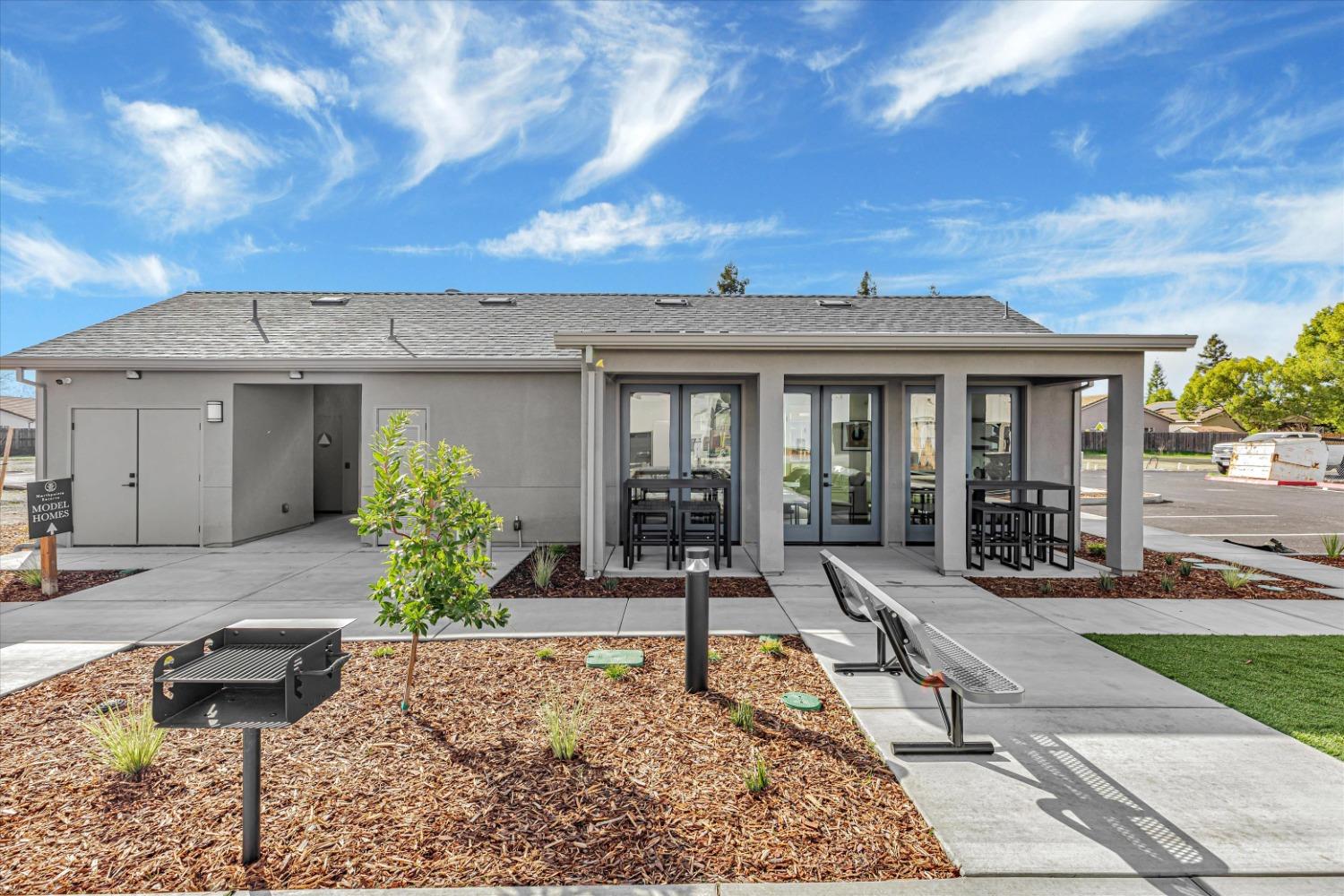 Bridgecross Drive, Sacramento, California image 39