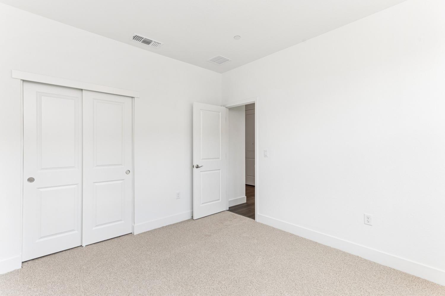 Passerine Court, Rancho Cordova, California image 12