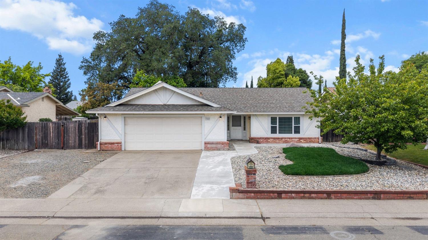 Canelo Hills Drive, Citrus Heights, California image 1