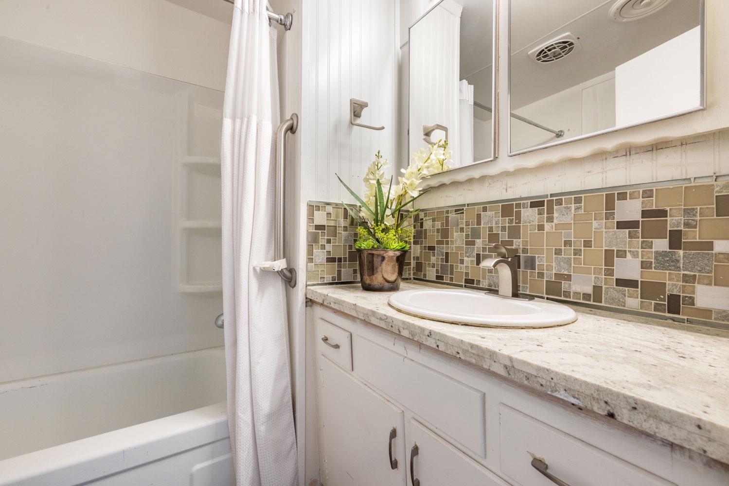 Detail Gallery Image 23 of 38 For 425 20th Century Blvd E5, Turlock,  CA 95380 - 2 Beds | 2 Baths