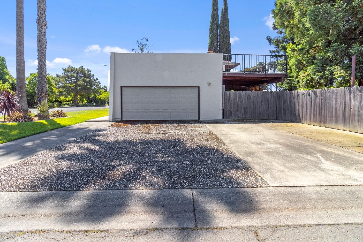 E Caroleigh Way, Yuba City, California image 4