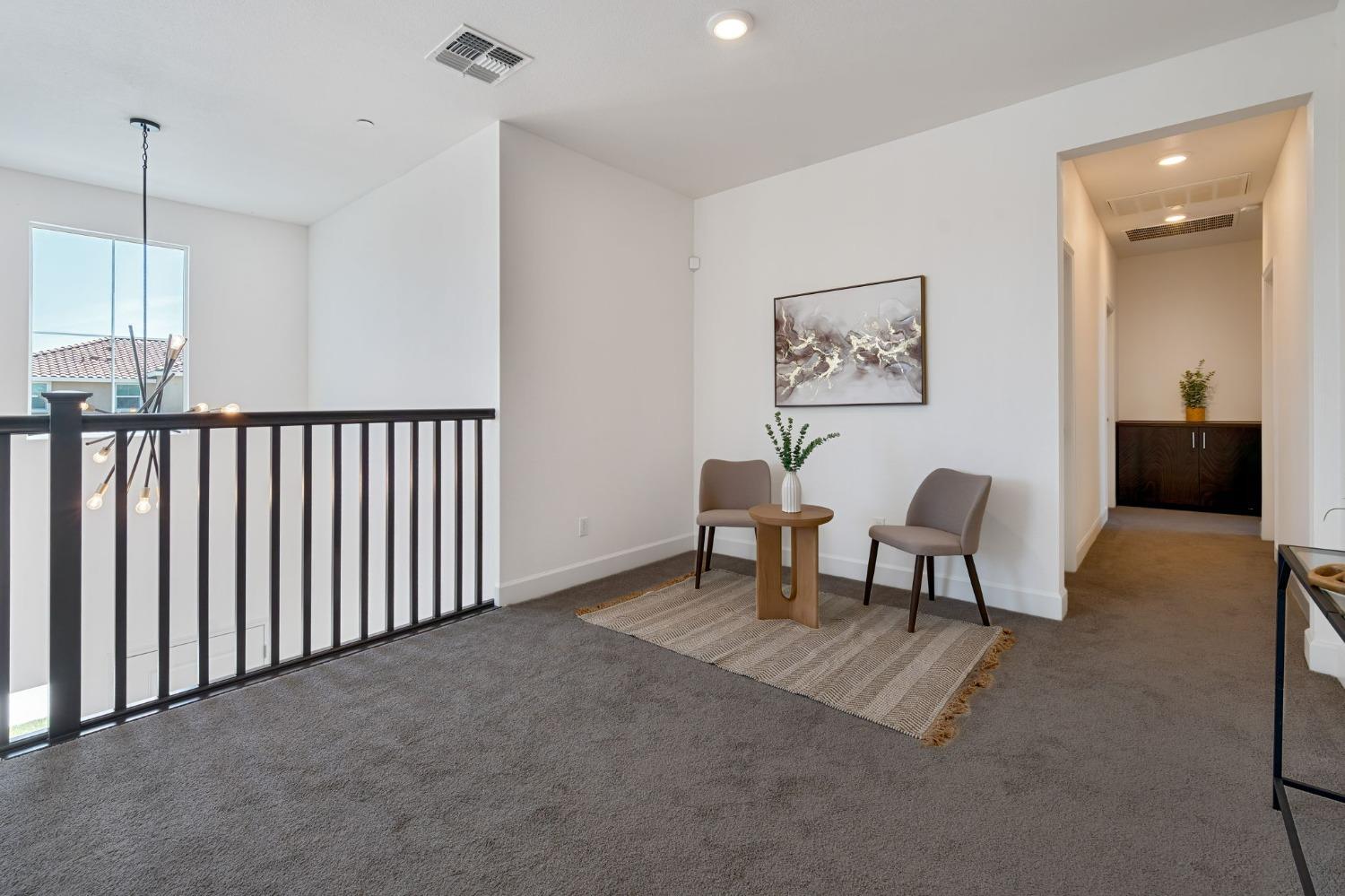 Detail Gallery Image 15 of 38 For 1719 Duchamp Way, Lodi,  CA 95242 - 5 Beds | 3/1 Baths