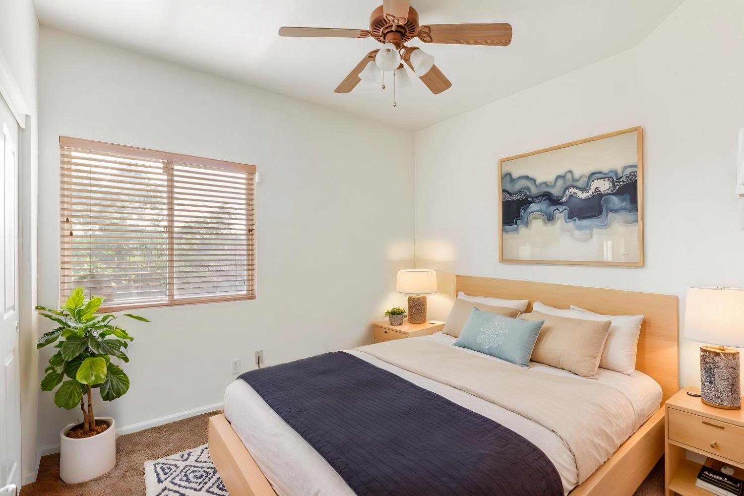 Detail Gallery Image 7 of 62 For 9329 Mainline Dr, Elk Grove,  CA 95624 - 4 Beds | 2 Baths